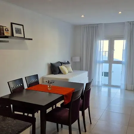 Moderno 2 Ambientes Con Cochera Tandil Exterior foto